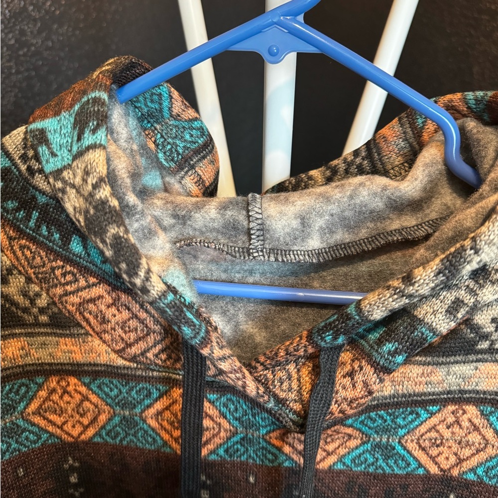 Multicolor Patterned Women's Sweater - Picture 2 of 4
